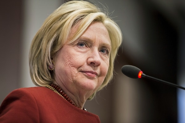 House Committee Asks Hillary to Testify on Emails by May 1