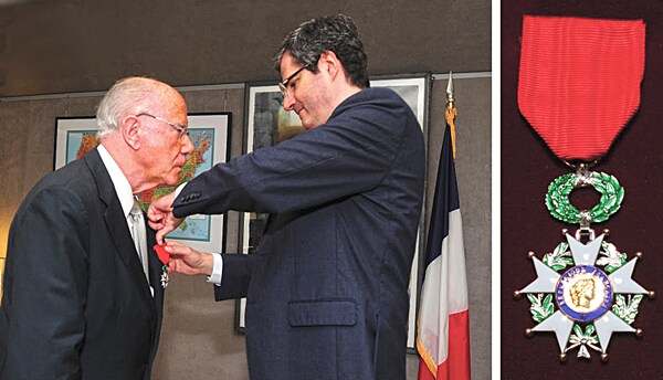 Arnaud De Borchgrave Awarded France's Legion of Honor