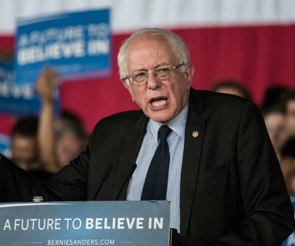 Oops: Sanders Wrongly Assumes Questioner Is Muslim