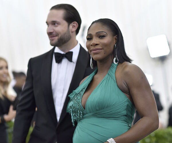 ESPN: Serena Williams Gives Birth to Baby Girl