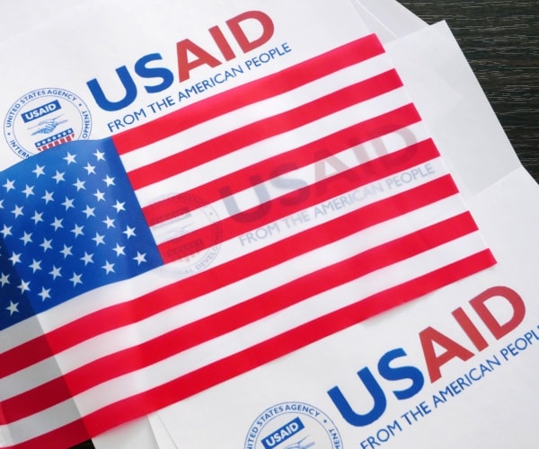 Sen. Schatz to Stall Trump’s State Dept Noms Until USAID Back