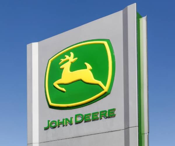 FTC, States Sue John Deere Over ‘Right to Repair’