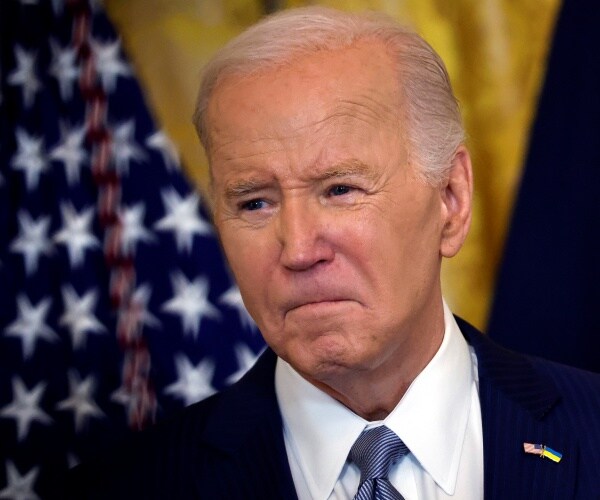 Biden Extends Protected Status for Ukrainians, Salvadorans, More