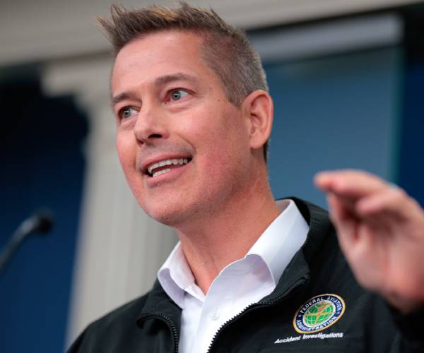 Sean Duffy: FAA Systems ‘Antiquated,’ More Controllers Needed