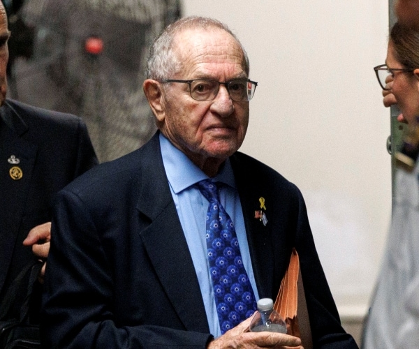 Dershowitz to Newsmax: Trump May Be ‘Justified’ in Moving Palestinians