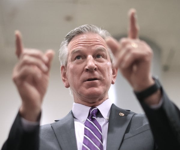 Sen. Tuberville to Newsmax: Trump a Peacemaker, Not Just a Dealmaker