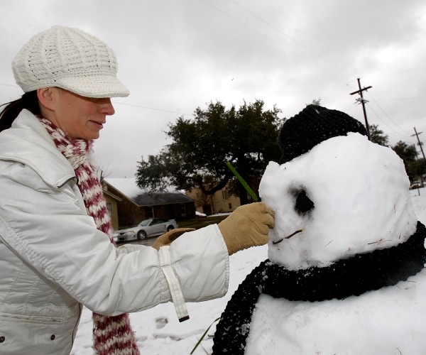 Historic Snowstorm Hitting Gulf States