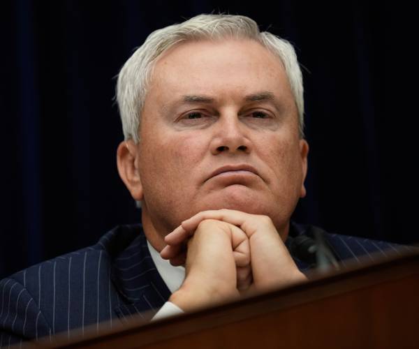 Rep. Comer: Probing Charges Banks 'Debanked' Conservatives