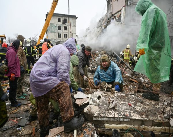 Russia and Ukraine Trade Blame for Attack on Kursk School