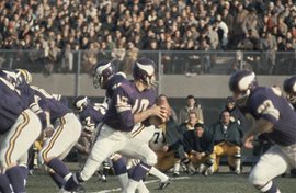 fran-tarkenton-1965-ap.jpg