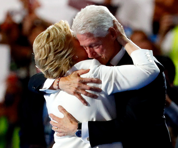 Clintons-GettyImages-584450482.jpg