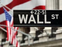 wallstreetgetty200.jpg