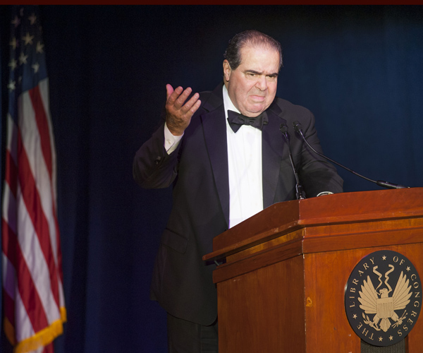 Scalia-AP_64558688163.jpg