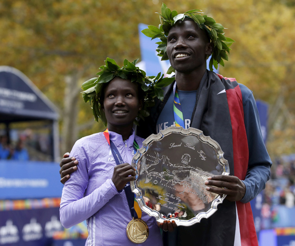 08-w-NYC-Marathon-RTX1U9WC.jpg